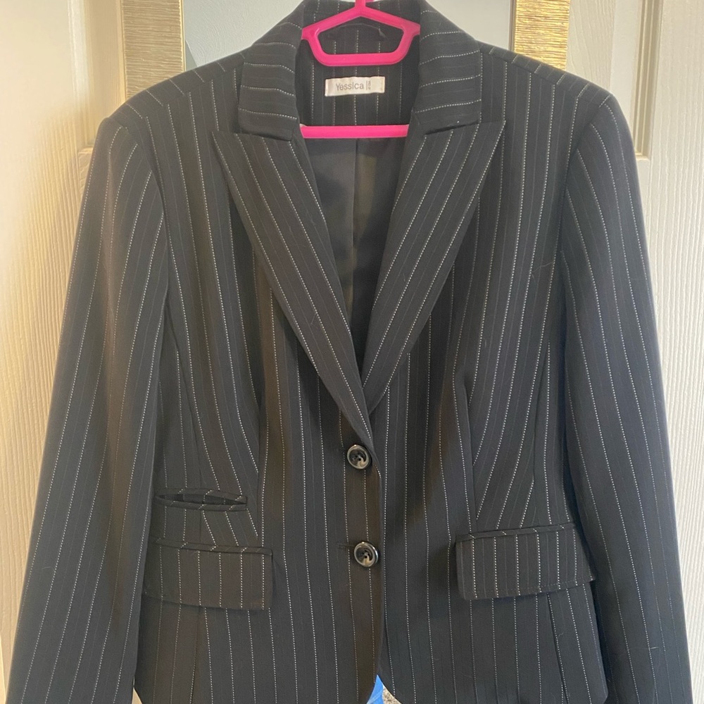 Women’s Black Striped Blazer, size L Yessica Brand